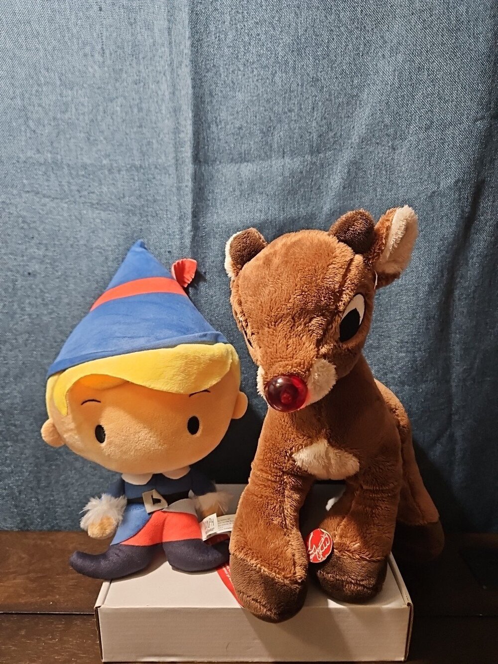 Rudolph the Red-Nosed Reindeer & Hermey the Elf Plush - Picture 12 of 16